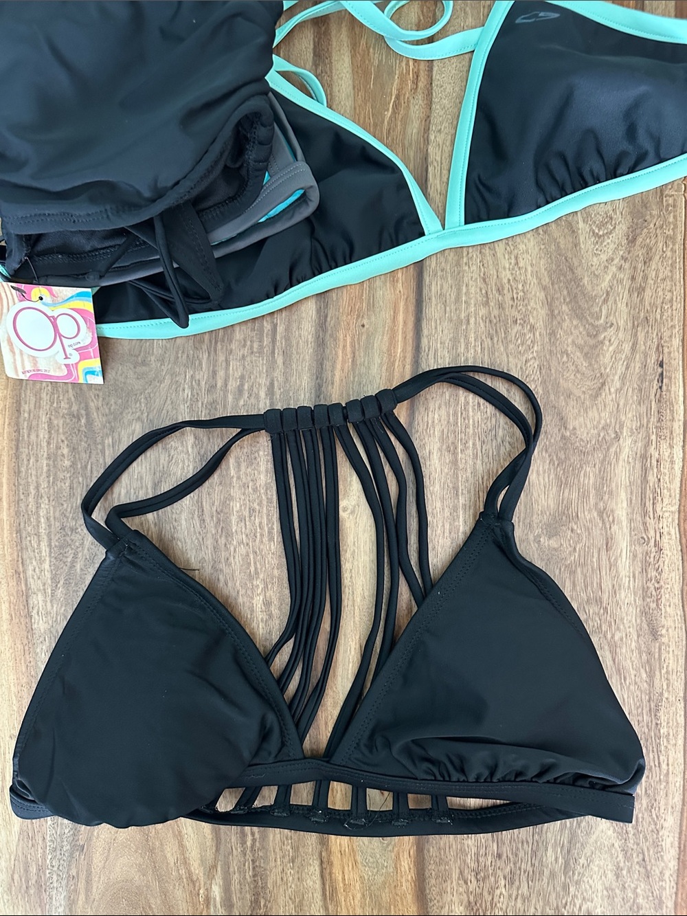 Victoria’s Secret OP XHILARATION Champion 5 LARGE BIKINI TOPS good cond bundle - Picture 9 of 17